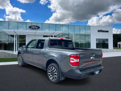 Certified 2024 Ford Maverick Lariat FWD image 6