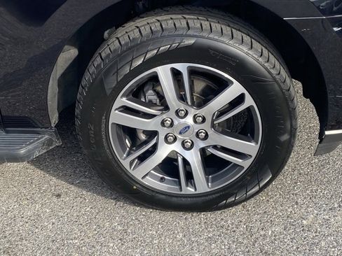 Used 2024 Ford Expedition Max Limited image 11