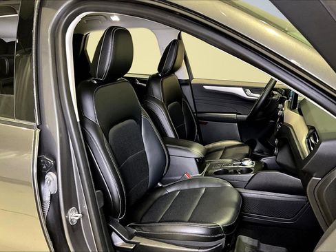 Used 2022 Ford Escape SEL image 28