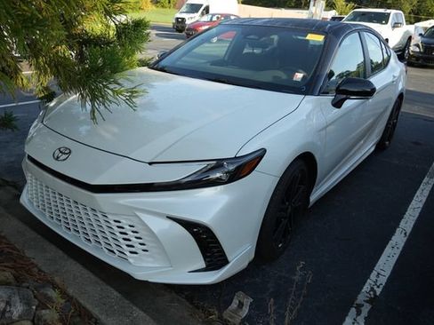 Used 2026 Toyota Camry XSE FWD image 1