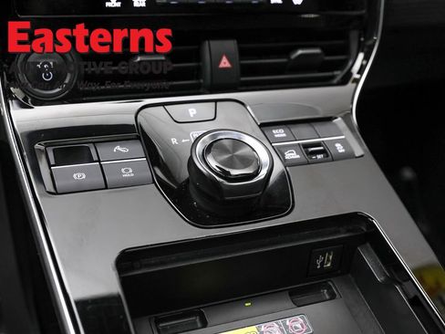 Used 2023 Toyota bZ4X XLE AWD/4WD image 20