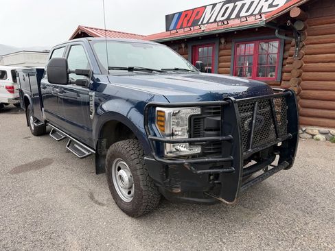 Used 2019 Ford F250 XL AWD/4WD image 2