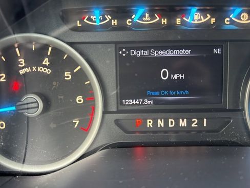 Used 2016 Ford F150 XLT w/ Max Trailer Tow Package image 18