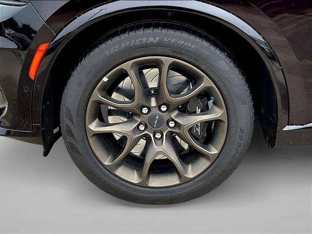 Used 2025 Dodge Durango SRT Hellcat AWD/4WD image 7