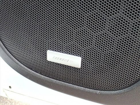 Used 2023 GMC Acadia Denali image 8