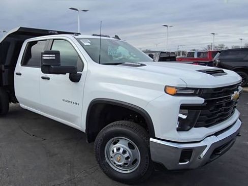 New 2025 Chevrolet Silverado 3500 W/T w/ WT Convenience Package image 2