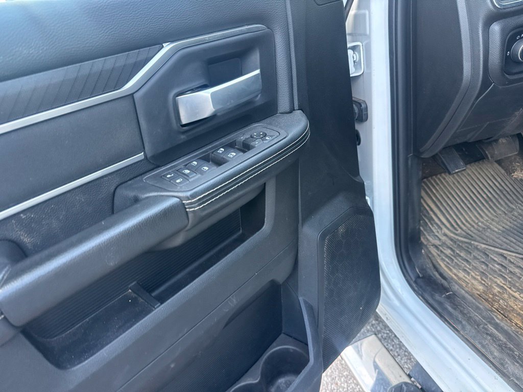 Used 2025 RAM 2500 Big Horn AWD/4WD image 12