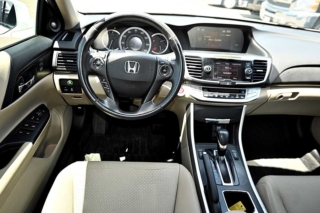 Used 2014 Honda Accord EX-L image 11