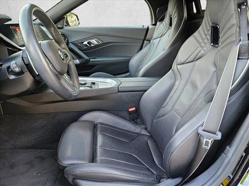 Used 2020 BMW Z4 M40i w/ Executive Package image 16