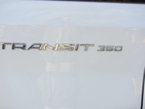Used 2020 Ford Transit 350 XL image 4