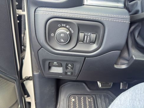 Used 2022 RAM 1500 Limited AWD/4WD image 26