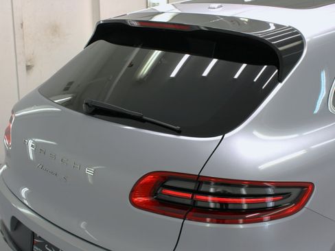 Used 2016 Porsche Macan S image 17