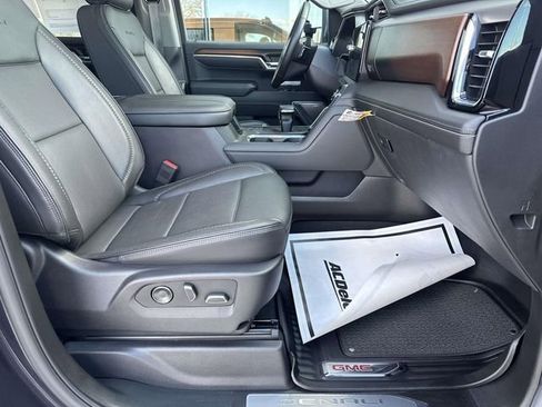 Used 2024 GMC Sierra 1500 Denali w/ Denali Reserve Package AWD/4WD image 22