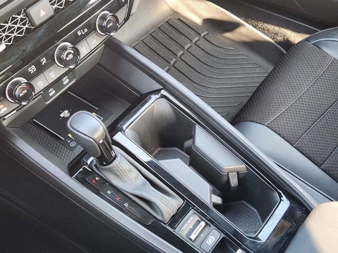 Used 2025 Honda Accord Sport image 17