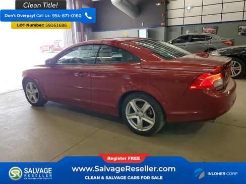Used 2011 Volvo C70 T5 w/ Multimedia Pkg FWD image 3