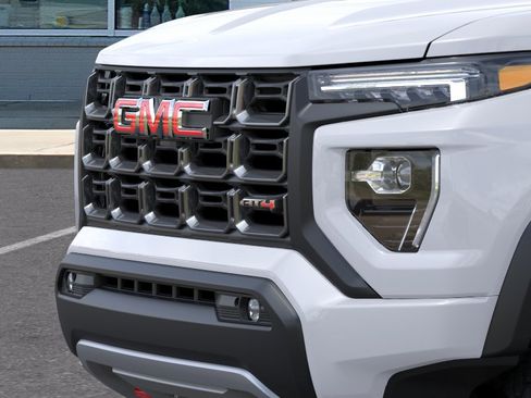 New 2026 GMC Canyon AT4 w/ AT4 Premium Package AWD/4WD image 15