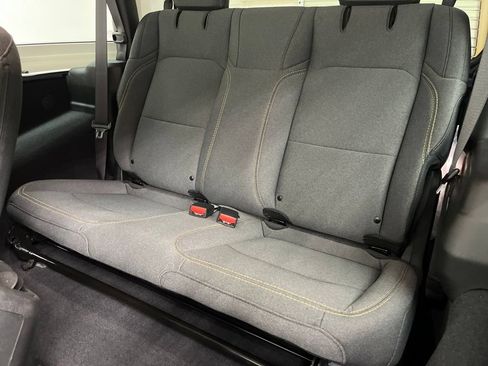 Used 2025 Jeep Wrangler Sport AWD/4WD image 20
