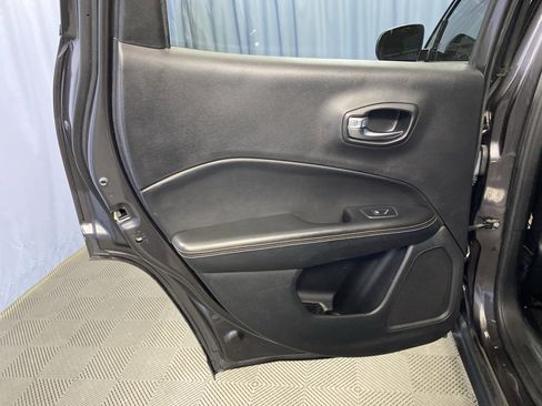 Certified 2020 Jeep Compass Latitude w/ Cold Weather Group image 23