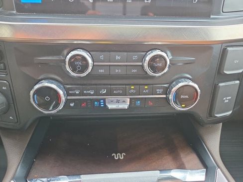 Used 2023 Ford F250 King Ranch w/ Tremor Off-Road Package AWD/4WD image 19