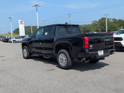 New 2025 Toyota Tacoma SR5
