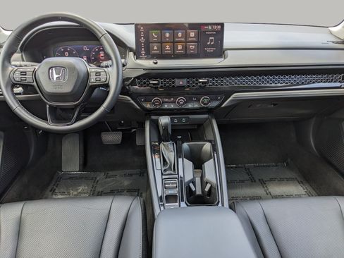 Used 2025 Honda Accord EX-L image 15