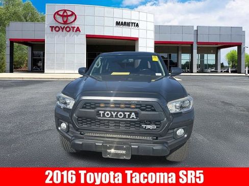 Used 2016 Toyota Tacoma SR5 w/ SR5 Appearance Package (SN) image 2