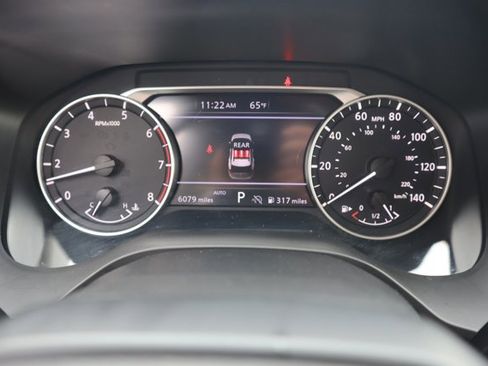 Certified 2025 Nissan Rogue SV image 22