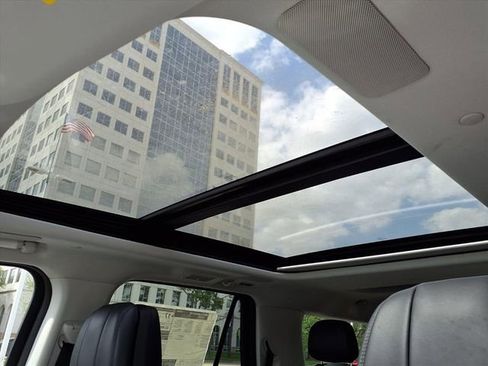New 2026 Lincoln Navigator L Reserve AWD/4WD image 13