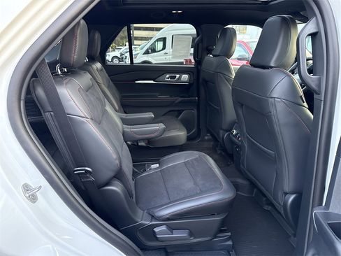 Used 2026 Ford Explorer ST w/ Sun And Sound Package image 30