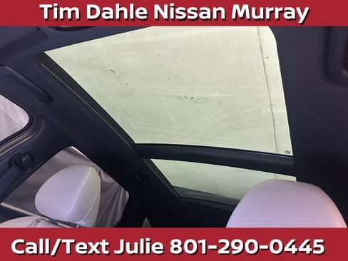 Used 2025 Hyundai Tucson Limited AWD/4WD image 33