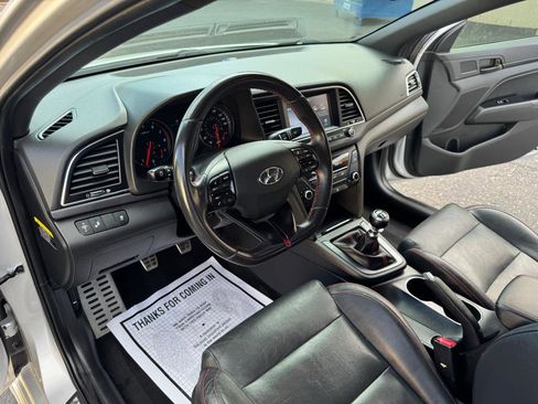 Used 2018 Hyundai Elantra Sport image 13