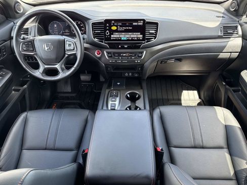 Certified 2025 Honda Ridgeline TrailSport+ image 15
