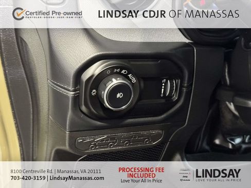 Used 2026 Jeep Wrangler Unlimited Sahara AWD/4WD image 28