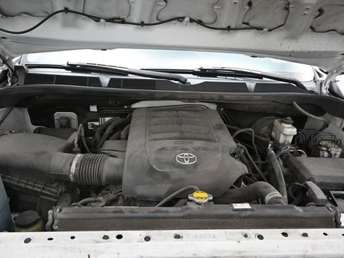 Used 2018 Toyota Tundra SR RWD image 12