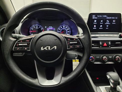 Used 2023 Kia Forte LXS w/ LXS Technology Package image 22