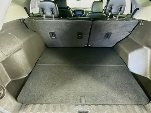Used 2020 GMC Terrain SLT w/ Preferred Package FWD image 37