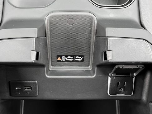 Used 2025 GMC Sierra 1500 AT4 w/ Technology Package image 28