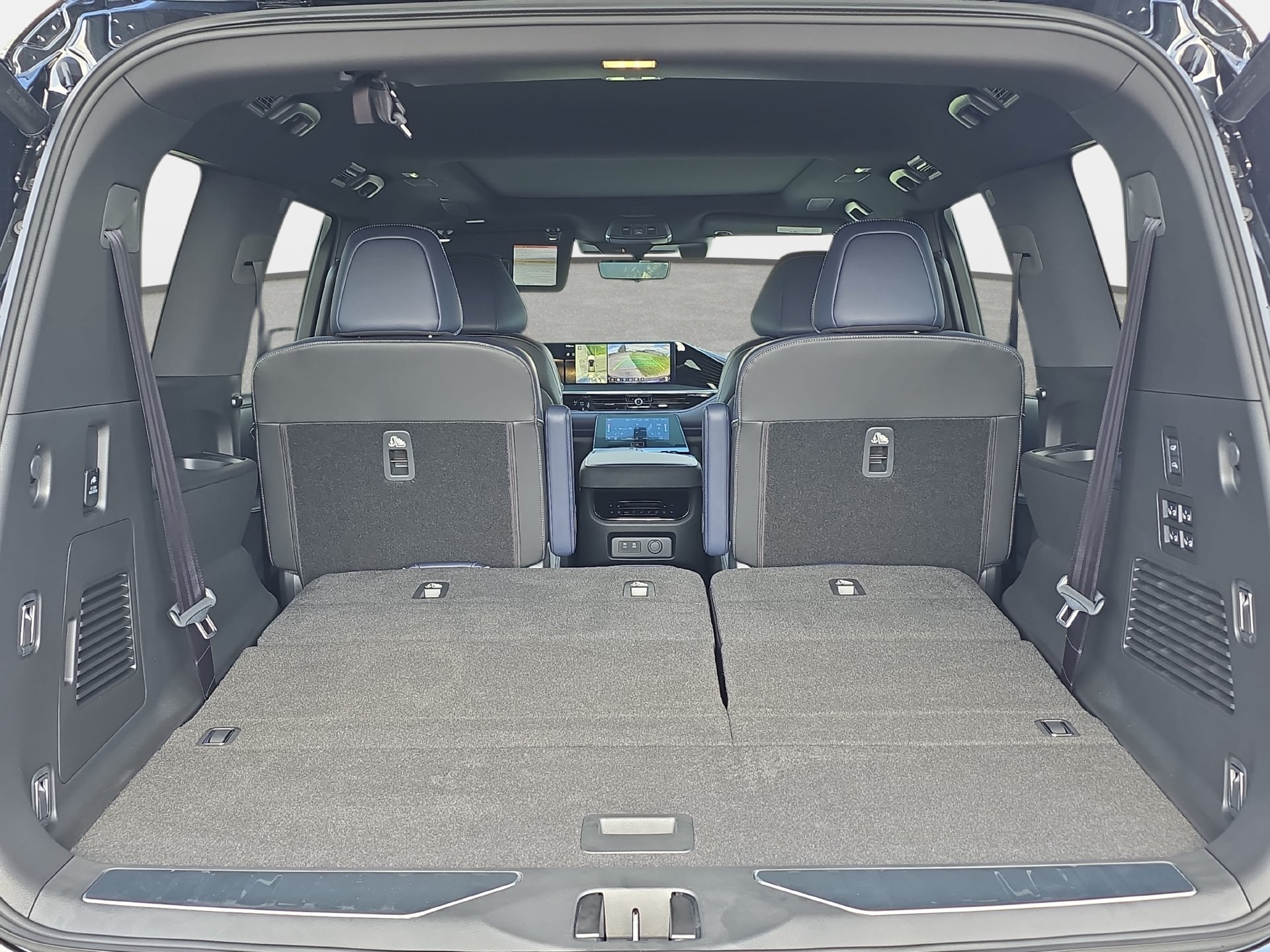 New 2027 INFINITI QX80 Sensory w/ Sport Exterior Package AWD/4WD image 12