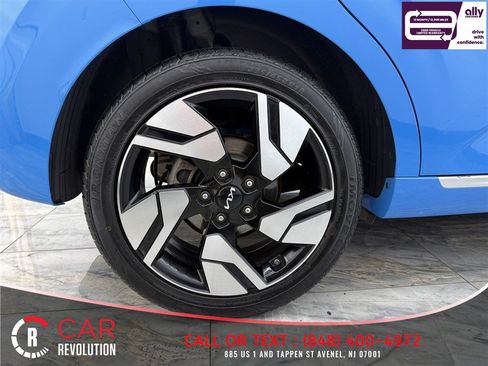 Used 2023 Kia Soul GT-Line FWD image 9