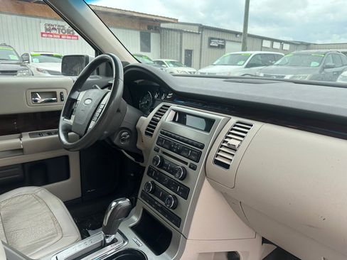 Used 2012 Ford Flex SEL w/ Equipment Group Order Code FWD image 8