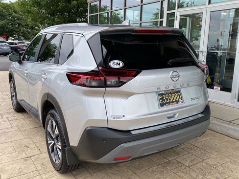 Certified 2023 Nissan Rogue SV w/ SV Premium B Package AWD/4WD image 5