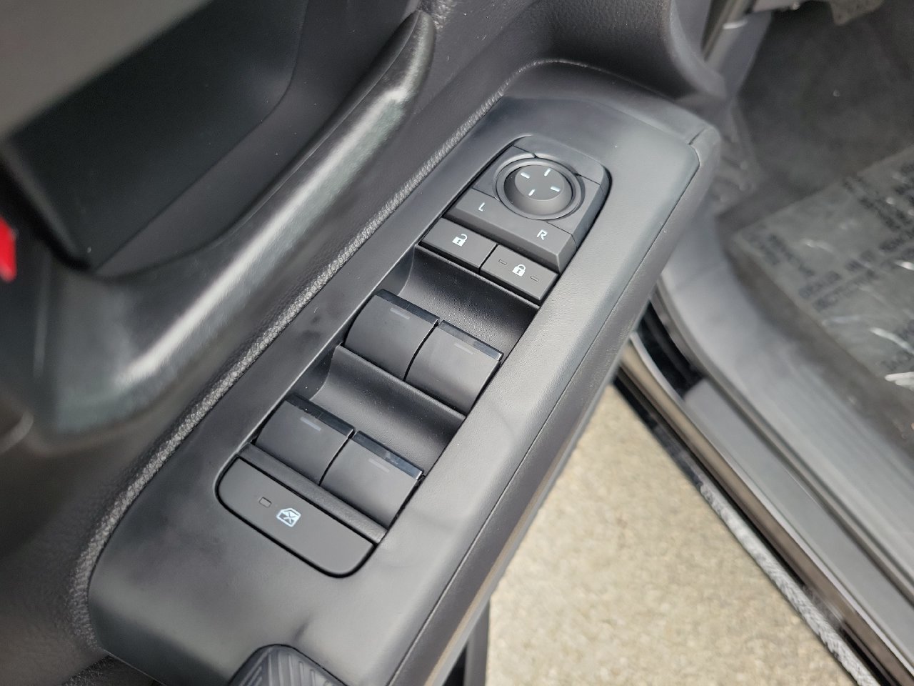 Used 2026 Toyota Tacoma SR5 RWD image 13