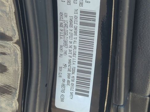 Used 2020 Dodge Durango GT image 30