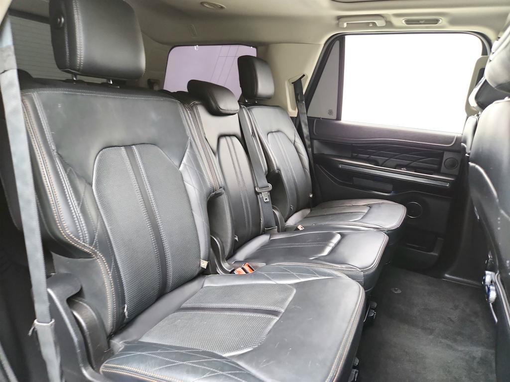 Used 2019 Ford Expedition Platinum AWD/4WD image 30