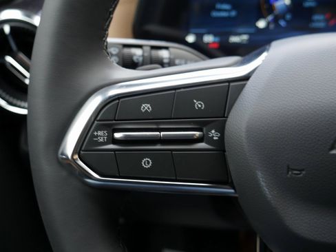 New 2026 Chevrolet Equinox ACTIV image 13