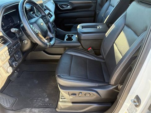 Used 2024 Chevrolet Tahoe High Country w/ Advanced Technology Package image 10