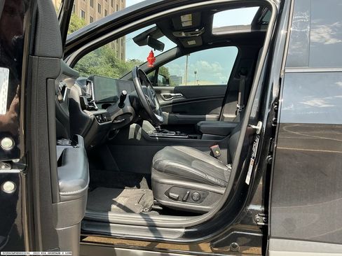 Used 2023 Kia Sportage X-Line w/ X-Line Premium Package AWD/4WD image 8