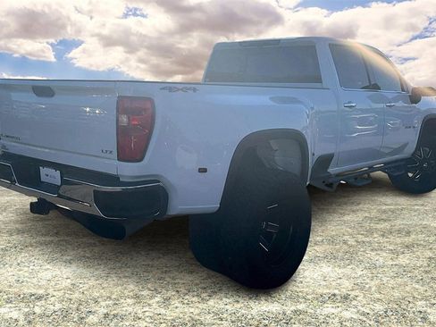 Used 2024 Chevrolet Silverado 3500 LTZ w/ LTZ Plus Package image 5
