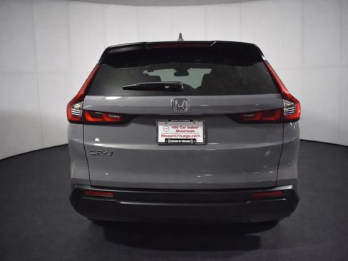 Used 2025 Honda CR-V EX image 5