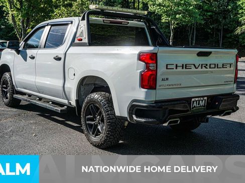 Used 2021 Chevrolet Silverado 1500 Custom Trail Boss AWD/4WD image 5